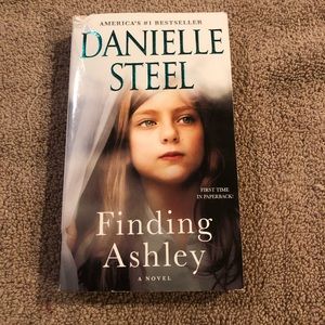 Danielle Steel Finding Ashley book. Used in good condition.